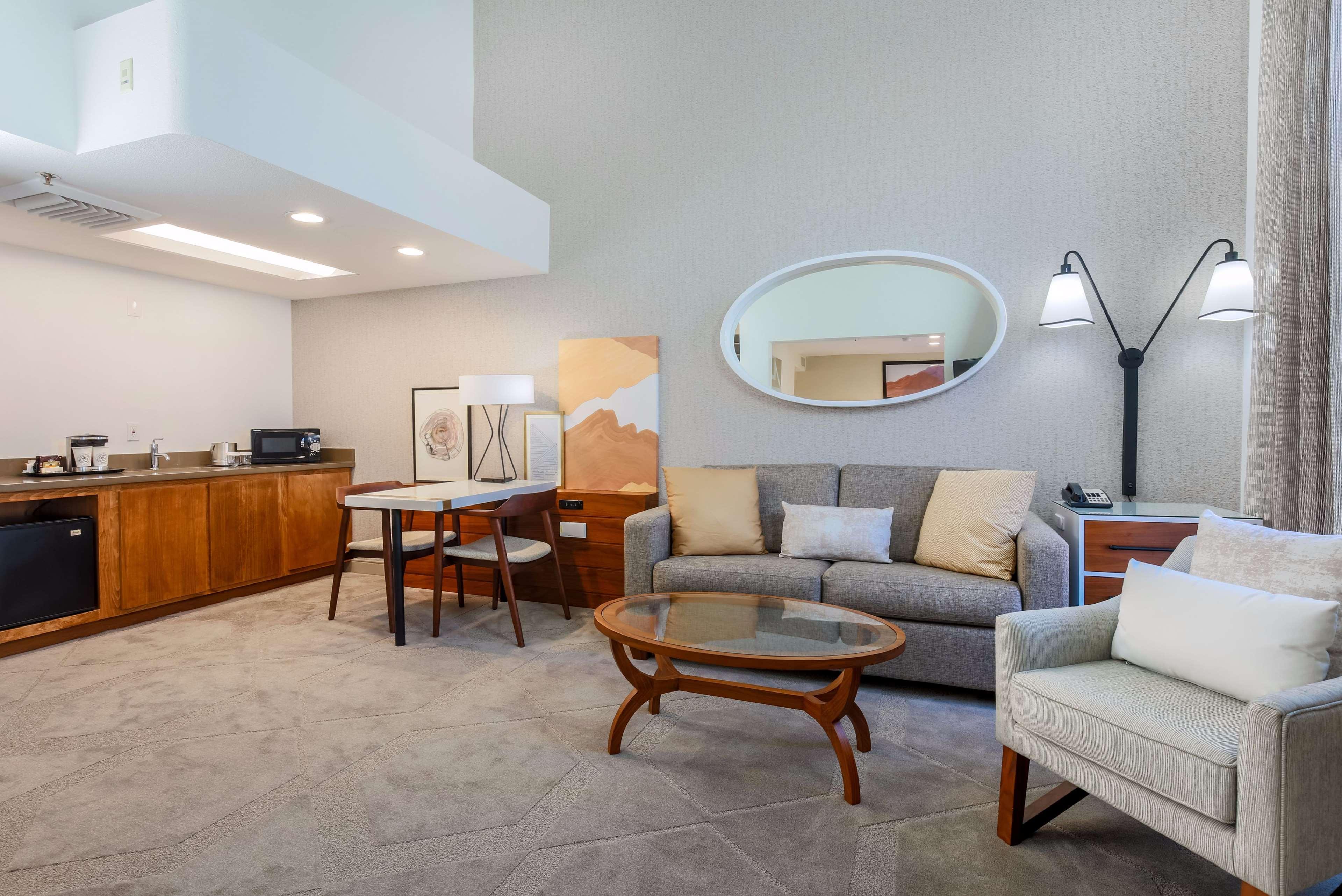 Doubletree Suites By Hilton Hotel Sacramento - Rancho Cordova Bagian luar foto