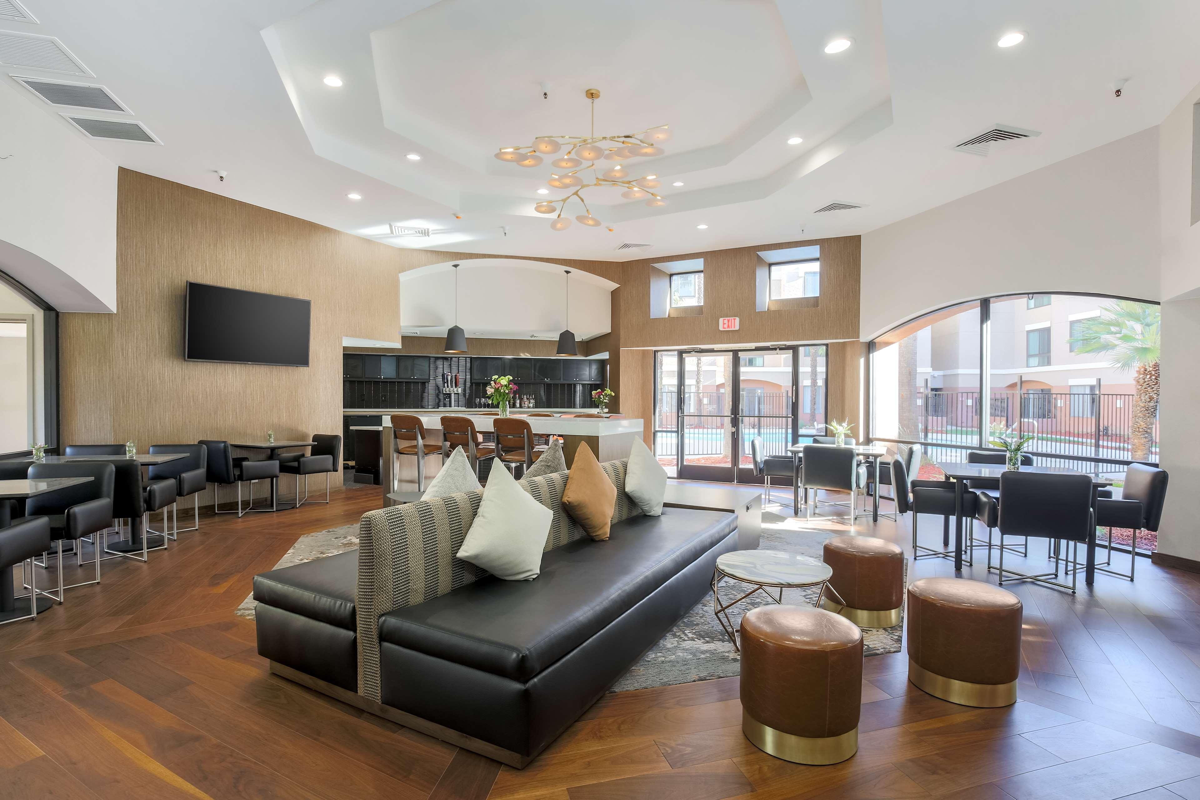 Doubletree Suites By Hilton Hotel Sacramento - Rancho Cordova Bagian luar foto
